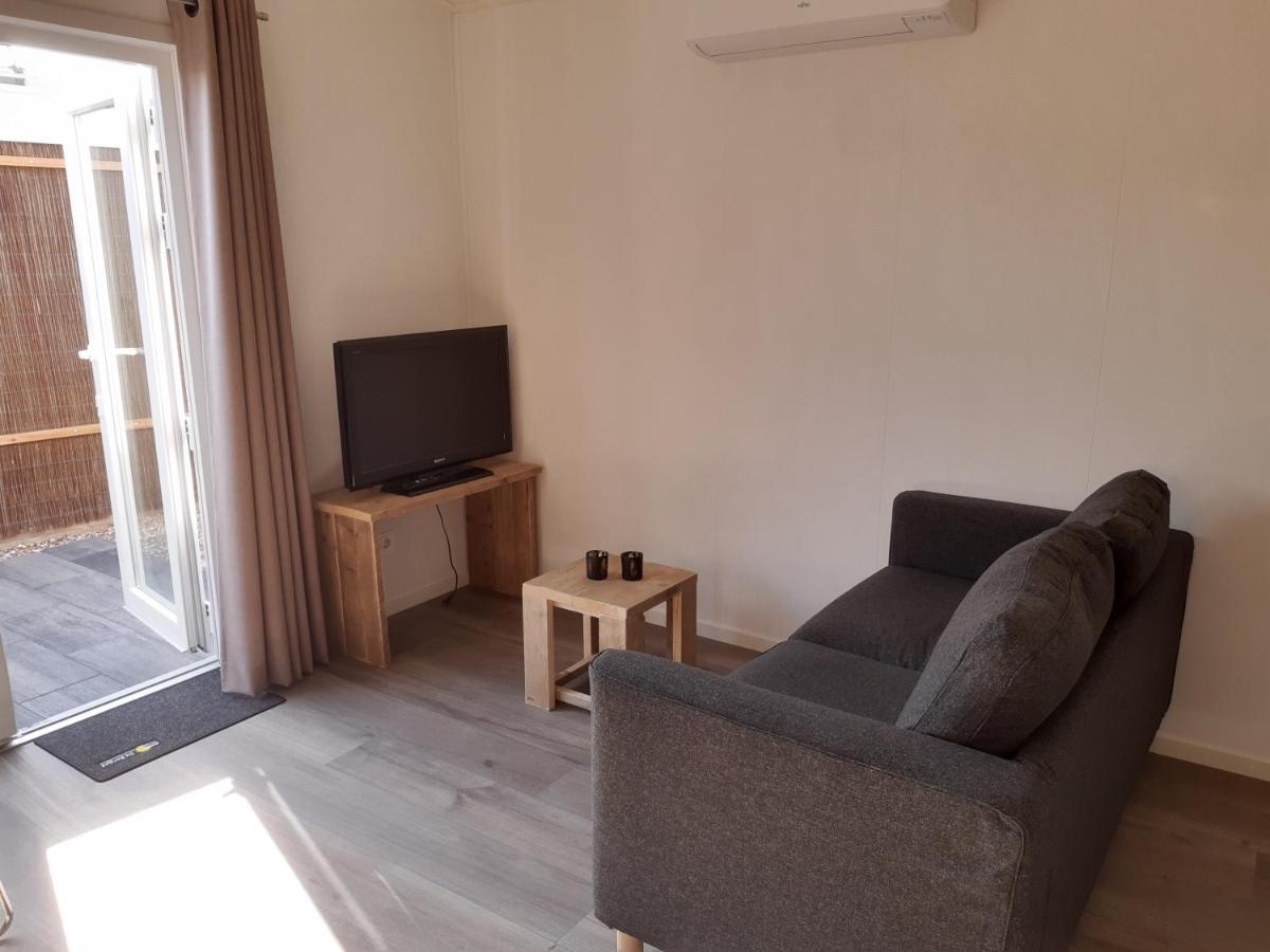 NIEUW VAKANTIECHALET Huisje onder de Toren Oostkapelle Buitenkant foto